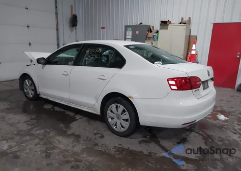 2011 Volkswagen Jetta 2.0L S from USA, damaged, VIN 3VW2K7AJ9BM379936